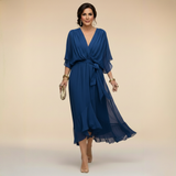 Regina | Kleid aus chiffon mit scollo mit V