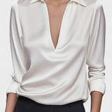 Nádia - Premium Bluse mit V-Ausschnitt