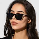 Mirjam | Raffinierte Sonnenbrille