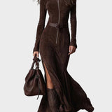 Adrianna - Maxikleid aus braunem Wildleder mit Gürtel und Reißverschluss